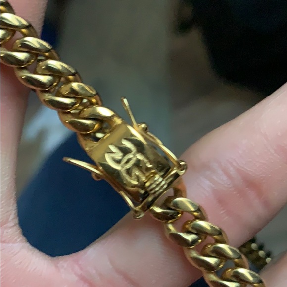 18k GP yellow gold Cuban chain - Picture 2 of 3